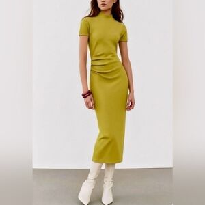 Zara Size L Green Body-con  Midi Dress